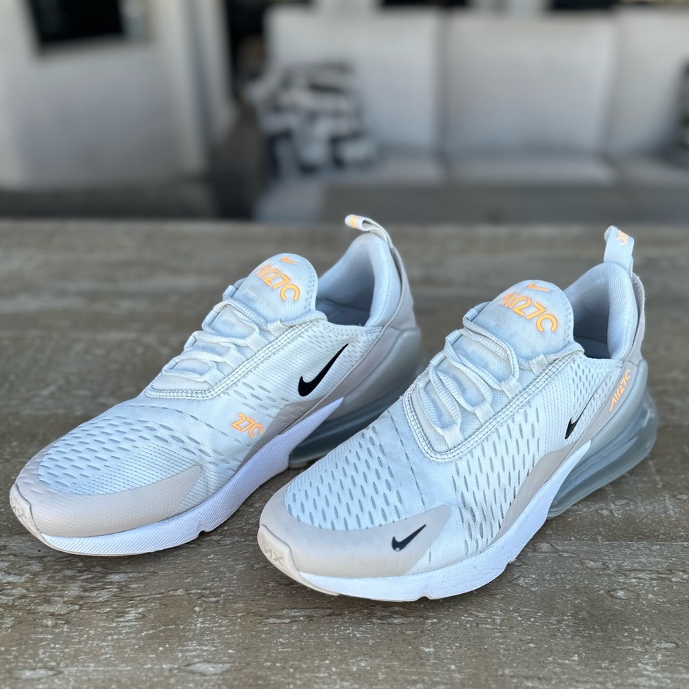 Women’s Nike Air Max 270 - 9.5